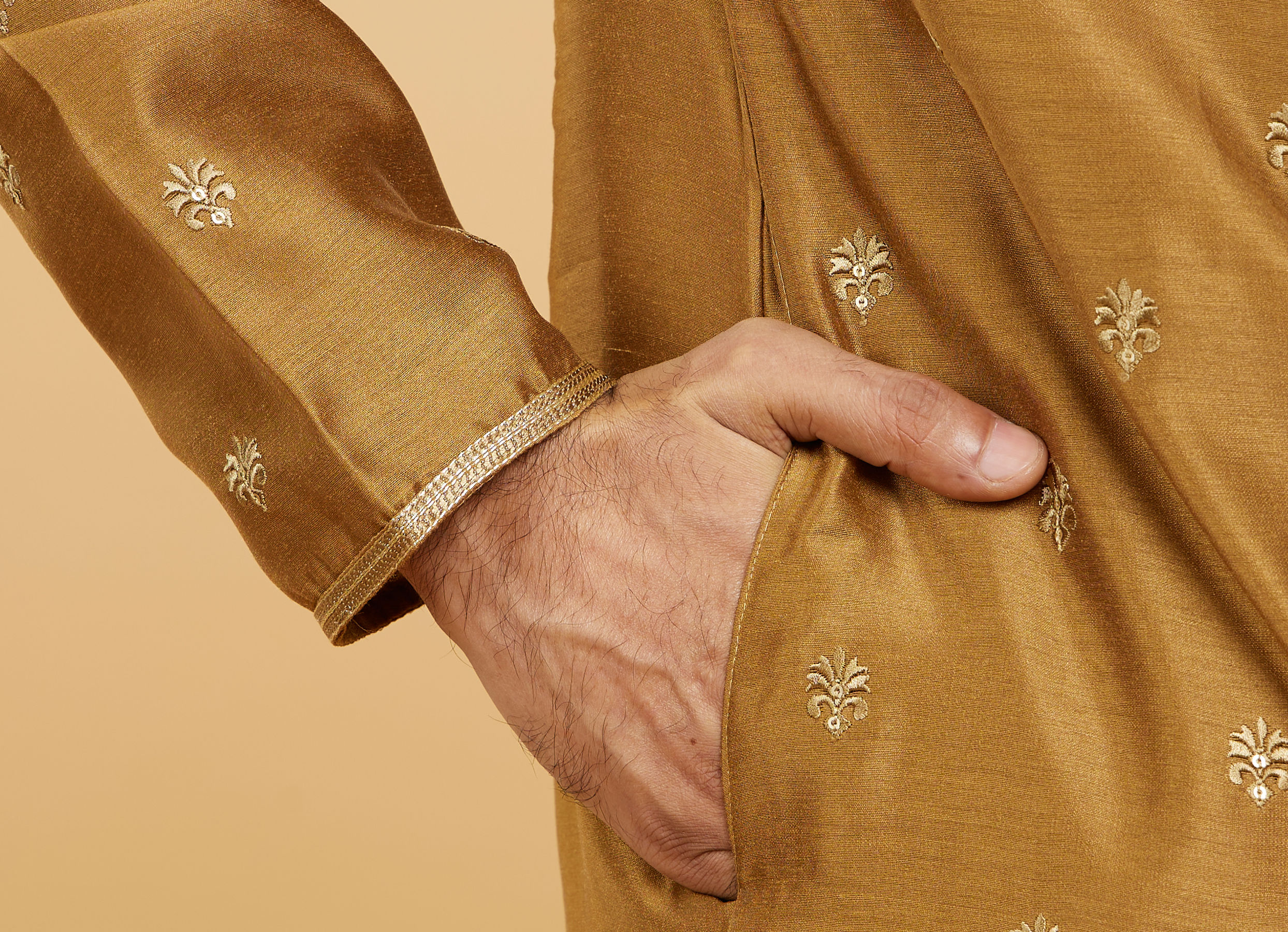 Twamev Men Emerald Elegance Kurta Pajama