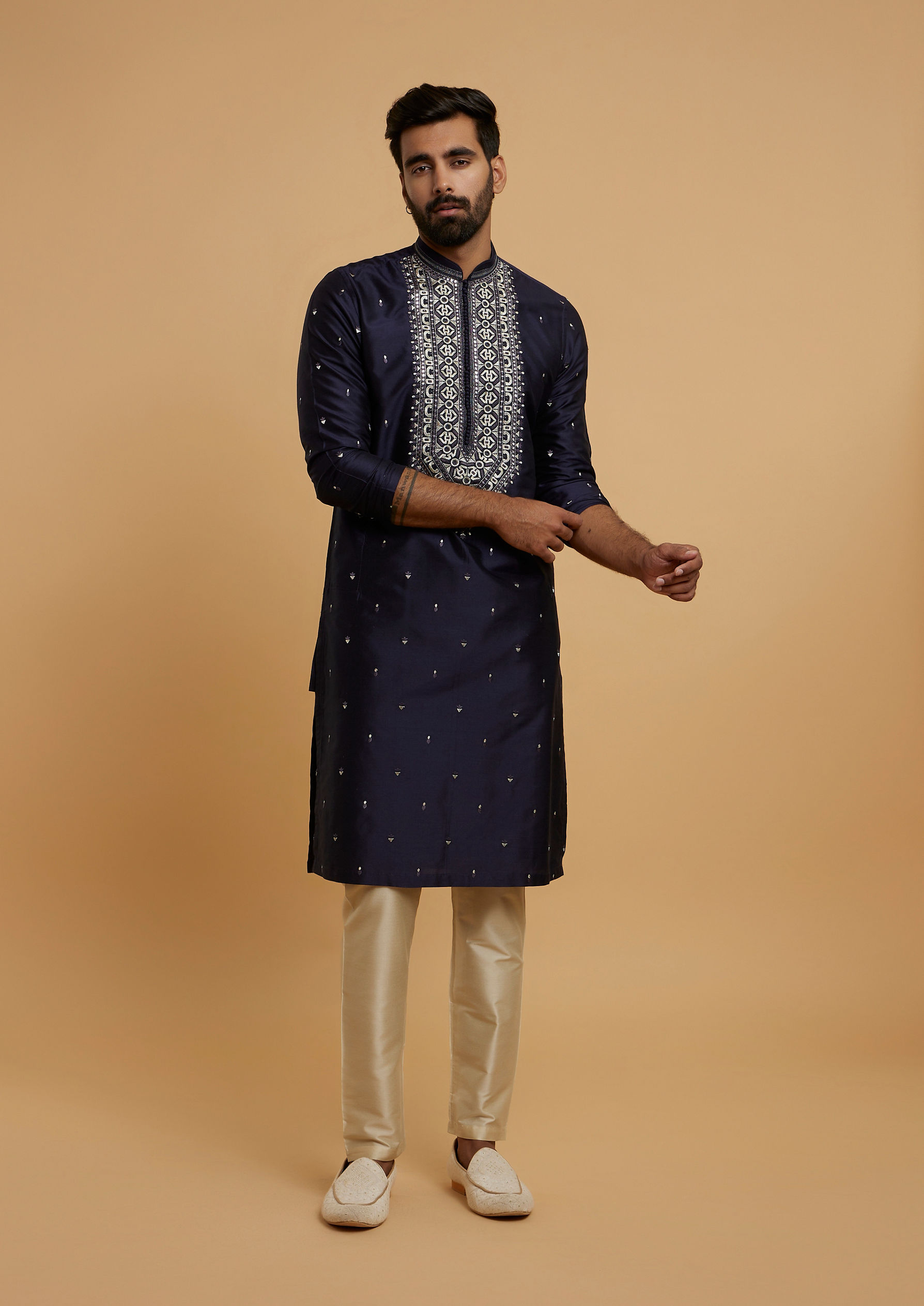 Twamev Men Dark Blue Vibrancy Kurta Pajama
