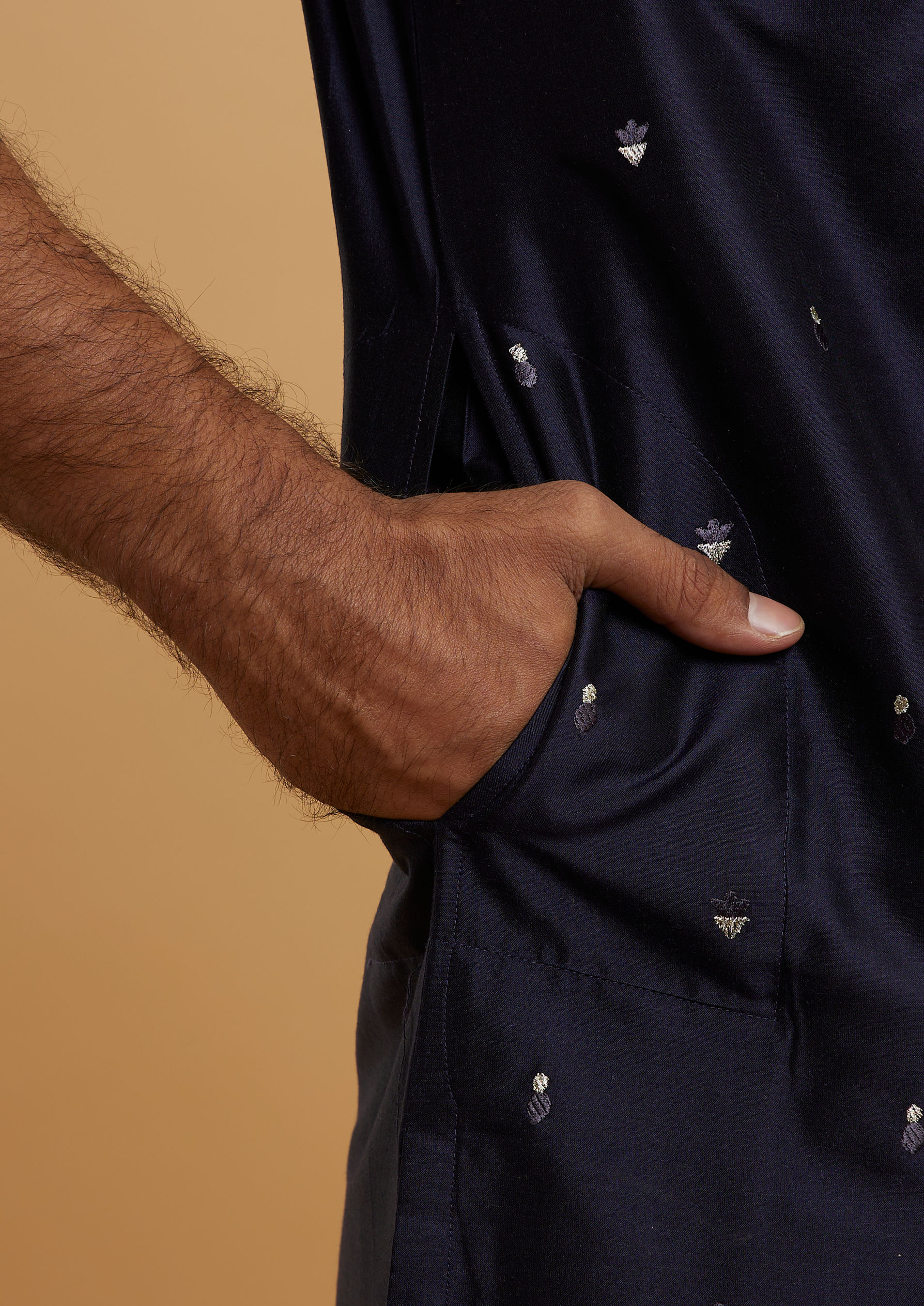 Twamev Men Dark Blue Vibrancy Kurta Pajama