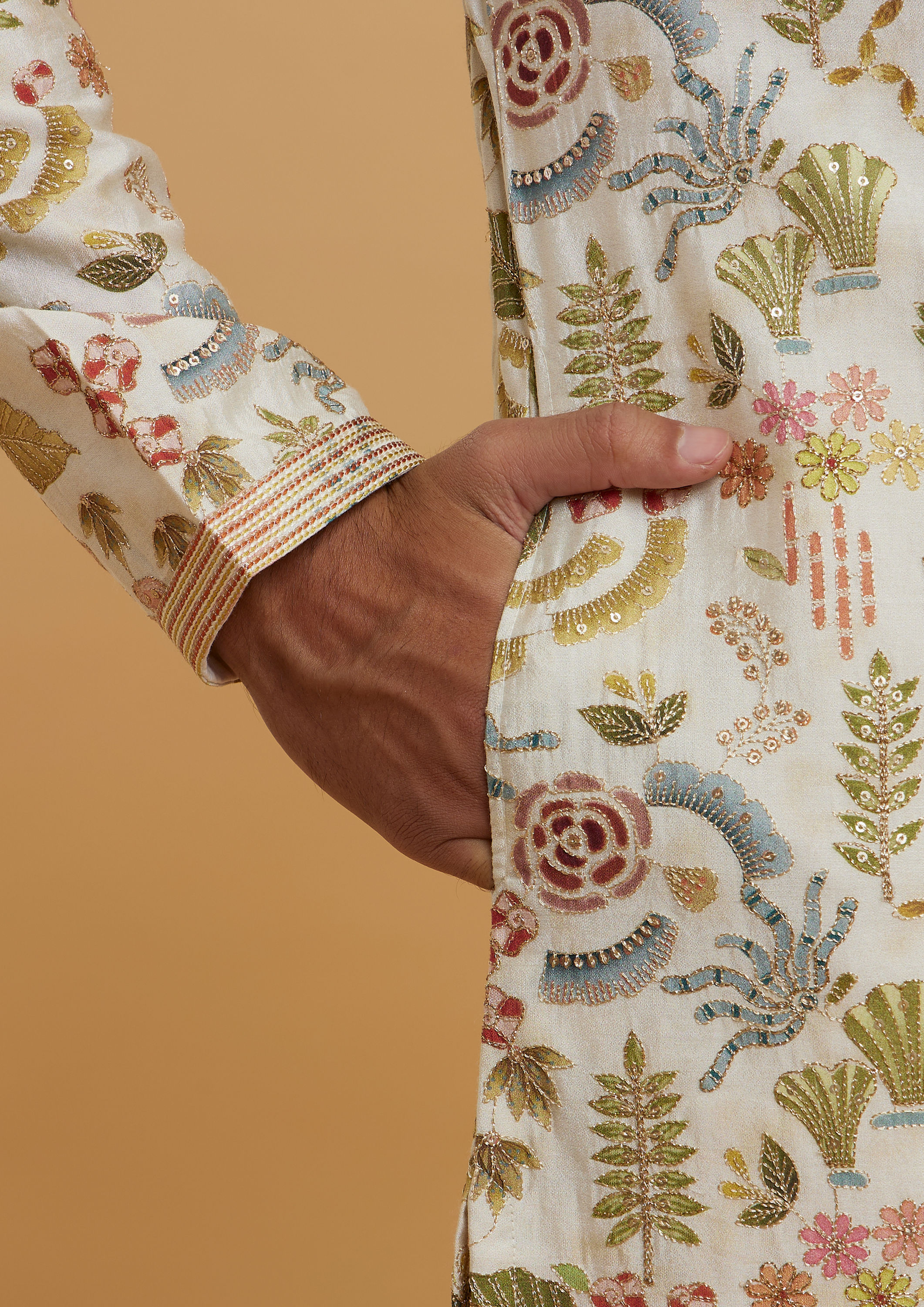 Twamev Men Twamev Cream Kurta Pajama
