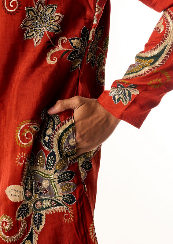 Twamev Men Red Art Silk Kurta Set with Embroidery