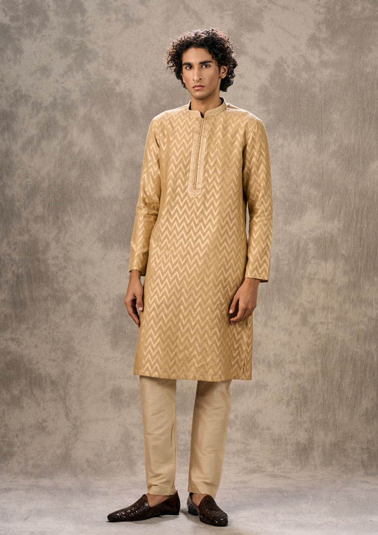Twamev Men Beige Chanderi Chevron Kurta Set