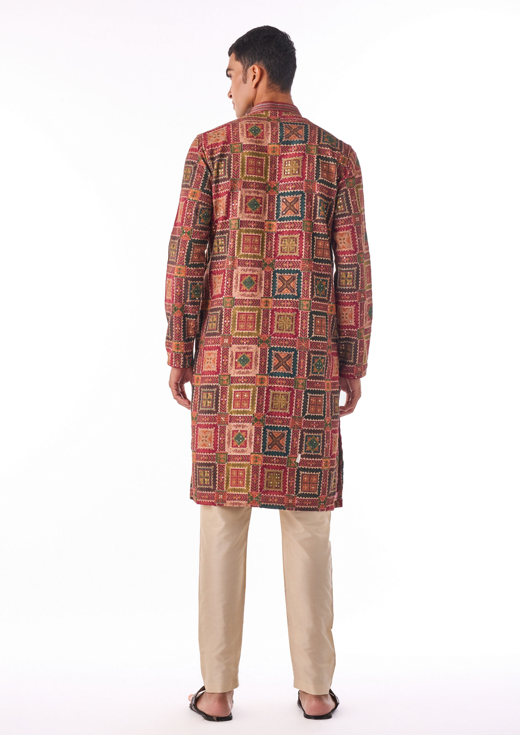 Twamev Men Maroon Geometric Printed Kurta Set