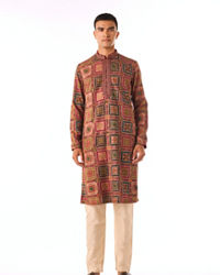 Twamev Men Maroon Geometric Printed Kurta Set