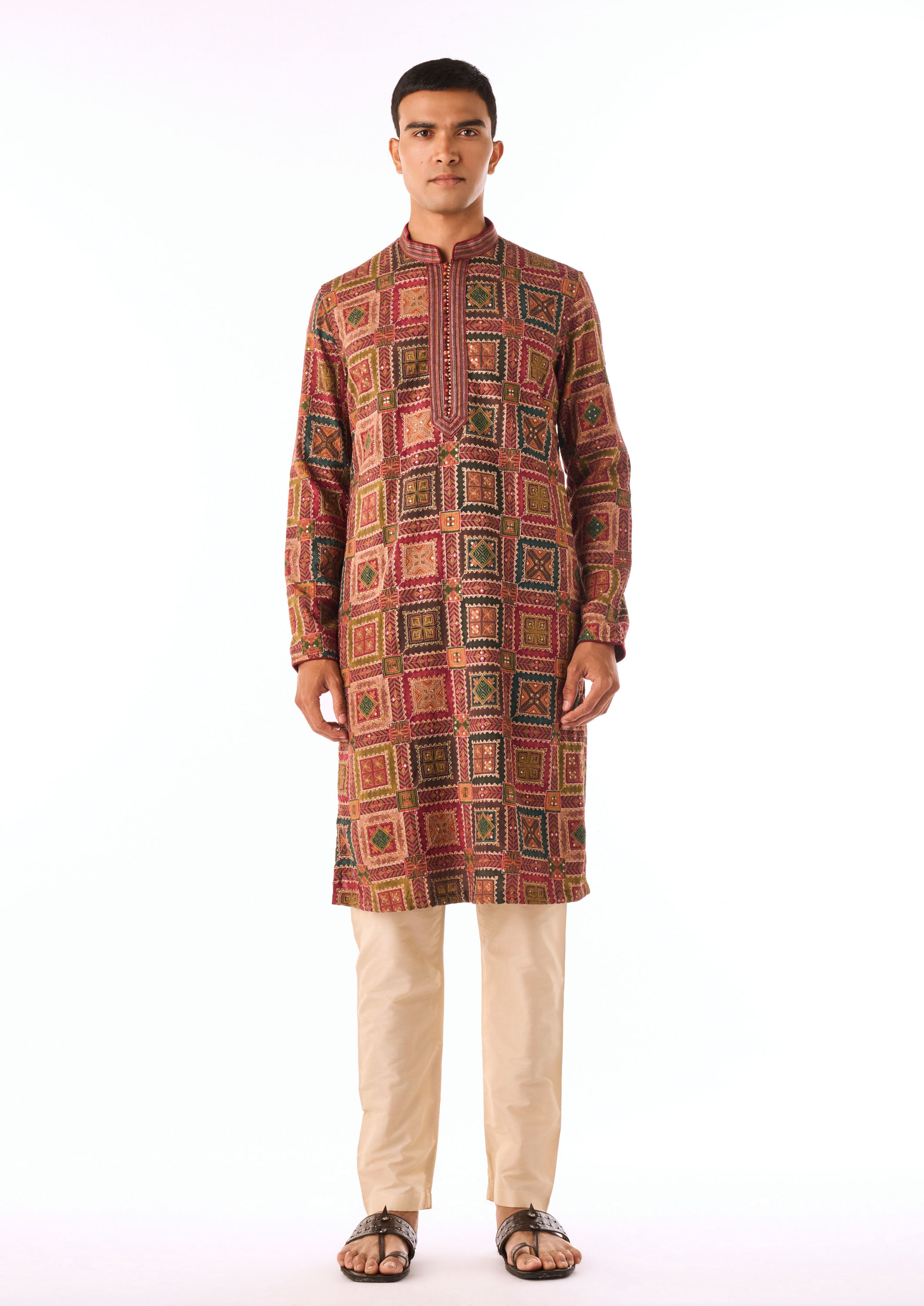Twamev Men Maroon Geometric Printed Kurta Set