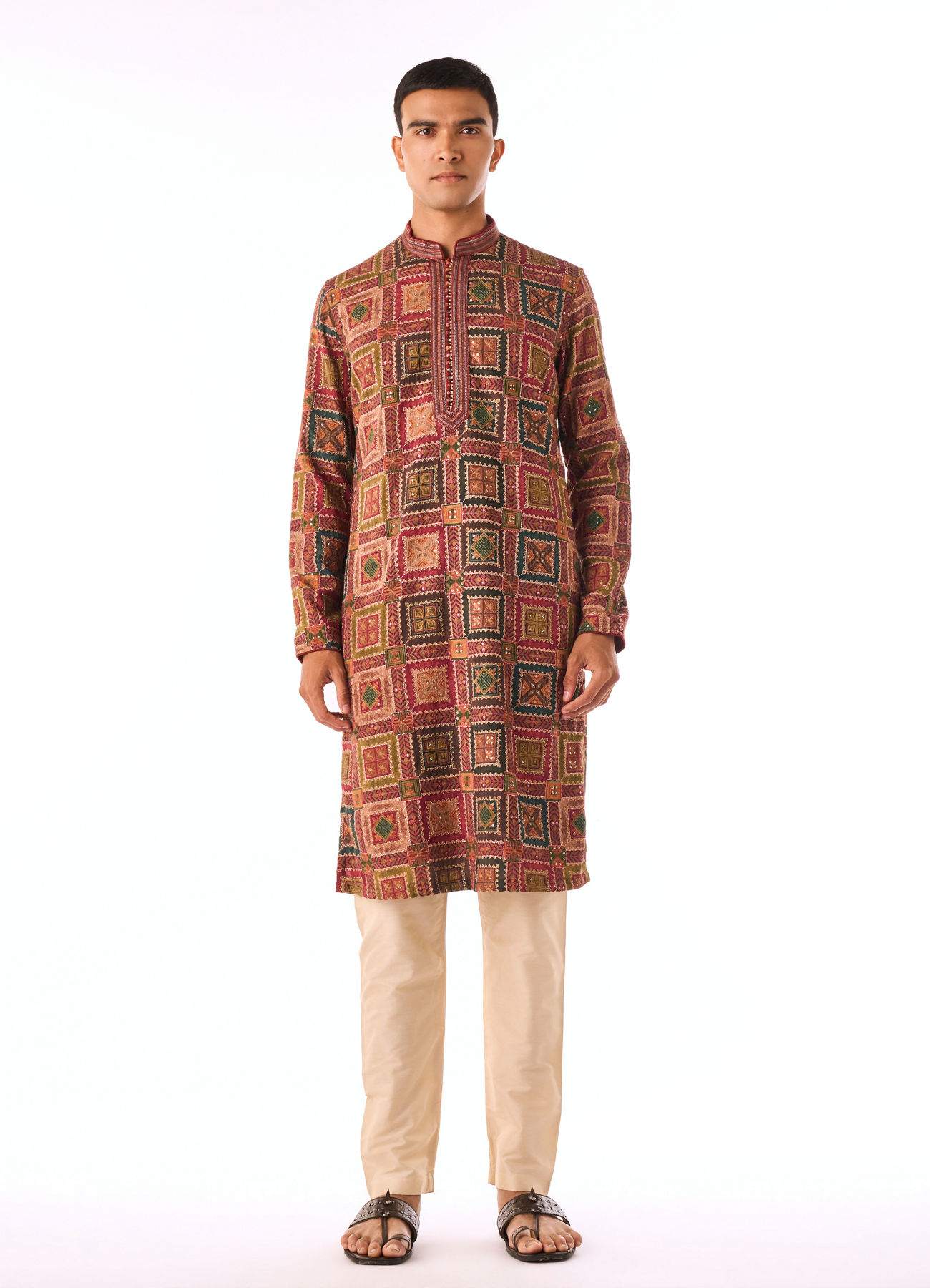 Twamev Men Maroon Geometric Printed Kurta Set
