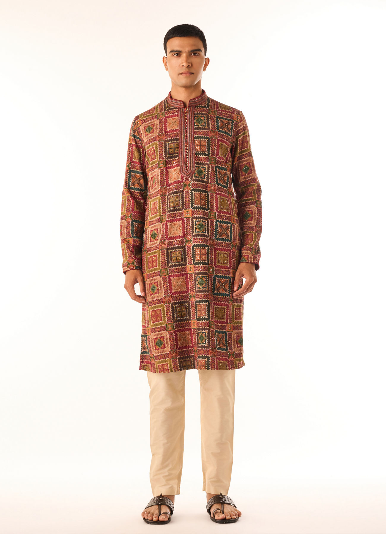 Twamev Men Maroon Geometric Printed Kurta Set
