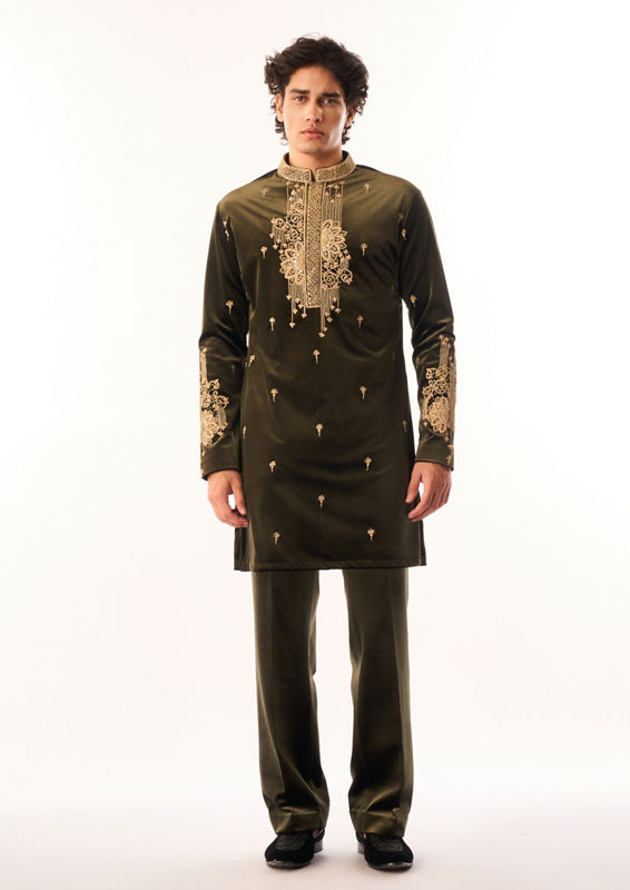 Twamev Men Mehndi Green Velvet Kurta Set with Embroidery