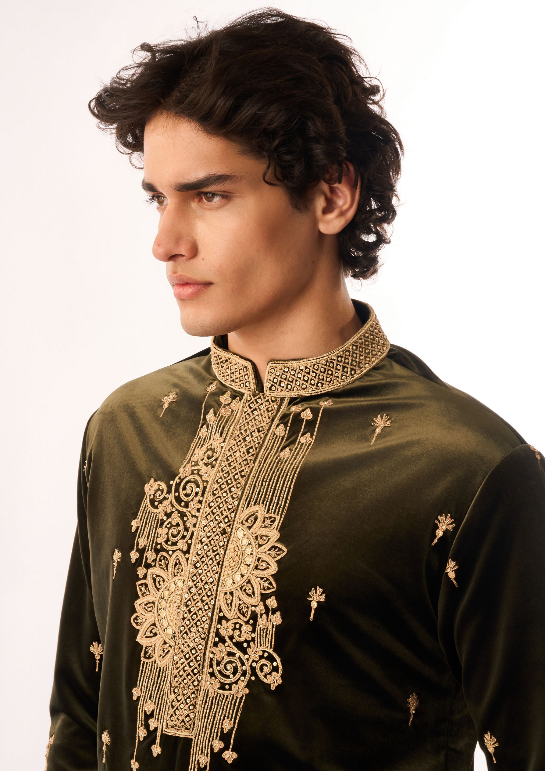 Twamev Men Mehndi Green Velvet Kurta Set with Embroidery