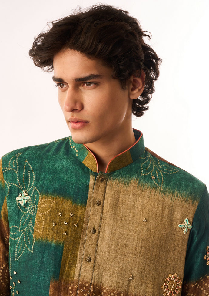 Twamev Men Dark Green Silk Kurta Set with Embroidery