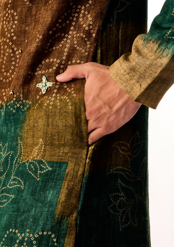Twamev Men Dark Green Silk Kurta Set with Embroidery
