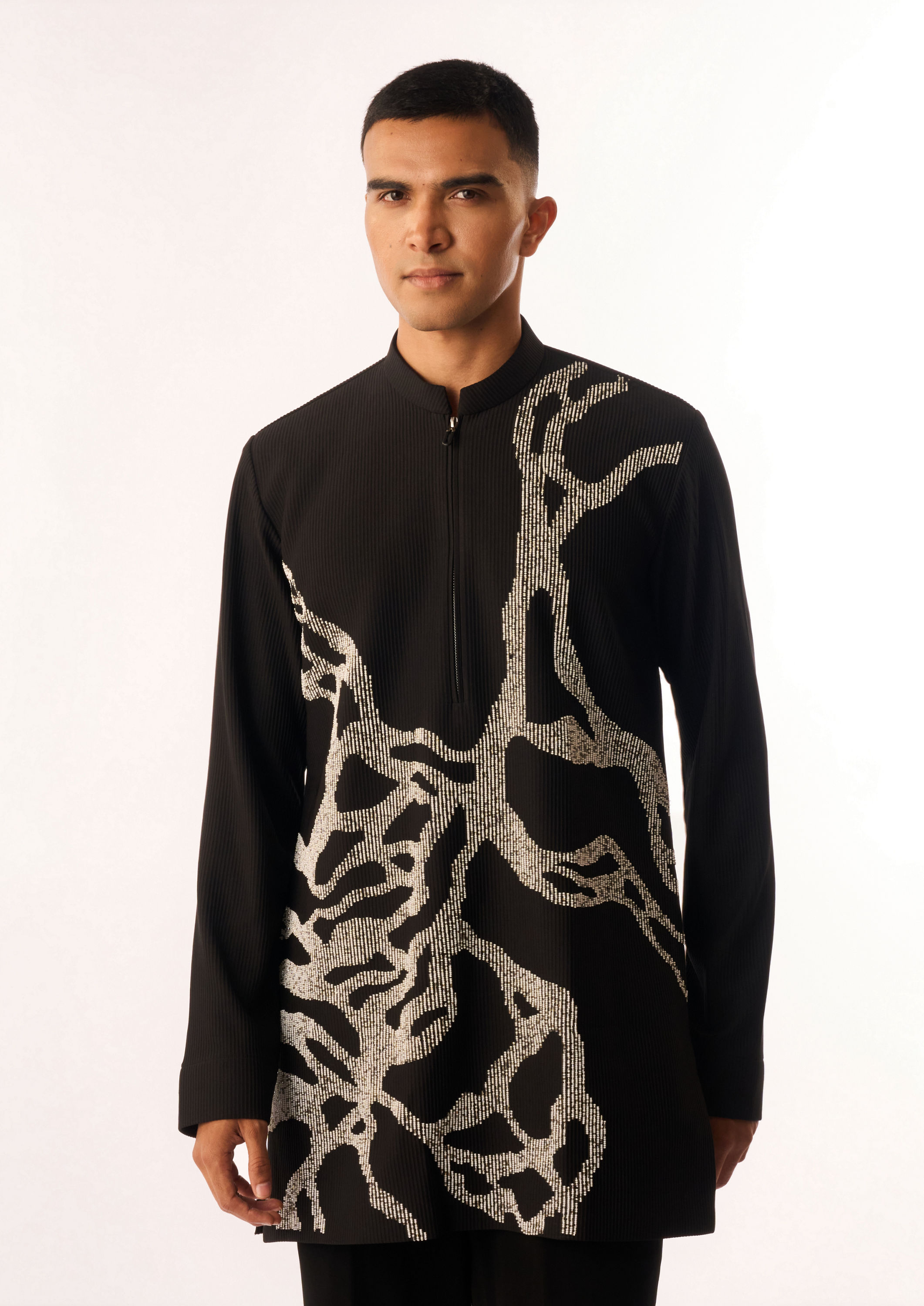 Twamev Men Black Crepe Kurta Set with Embroidery