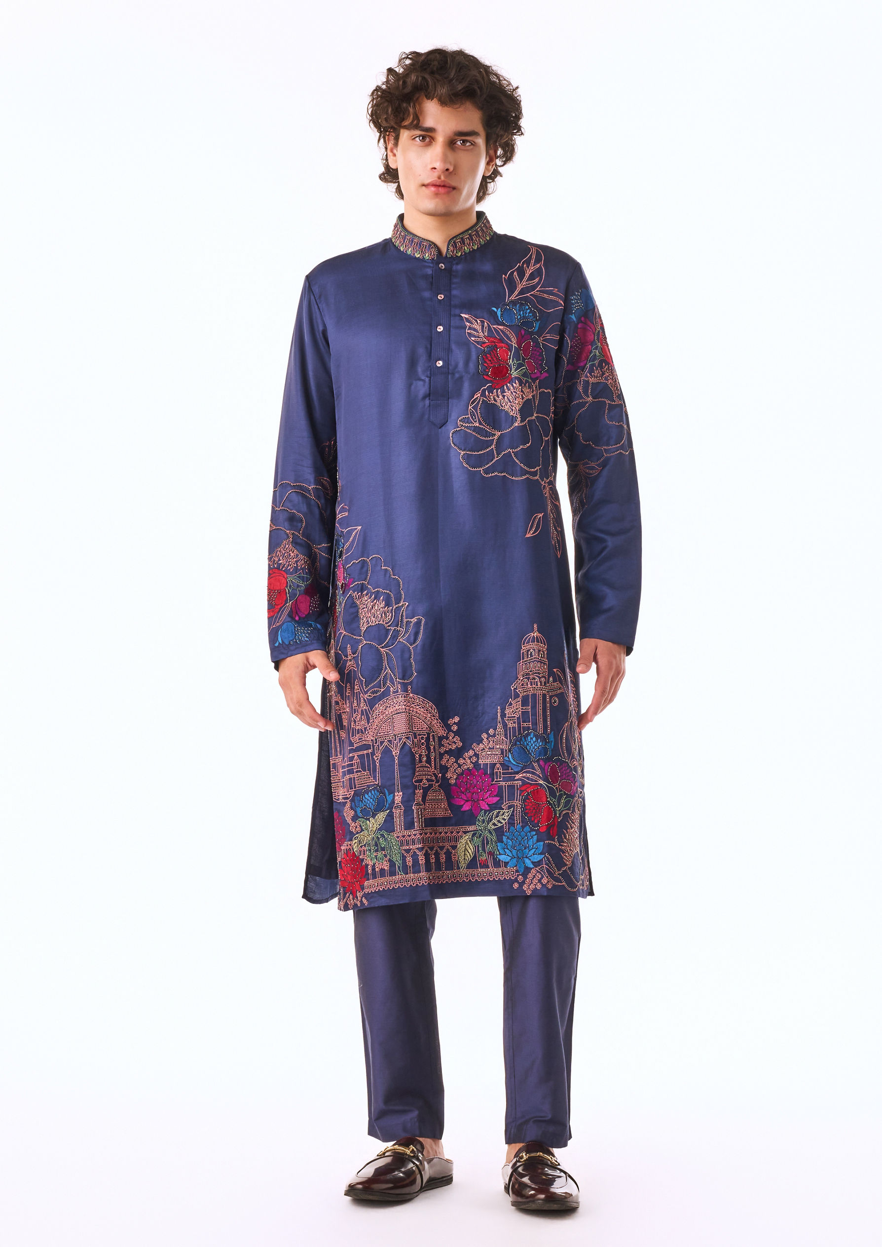 Twamev Men Midnight Embroidered Kurta
