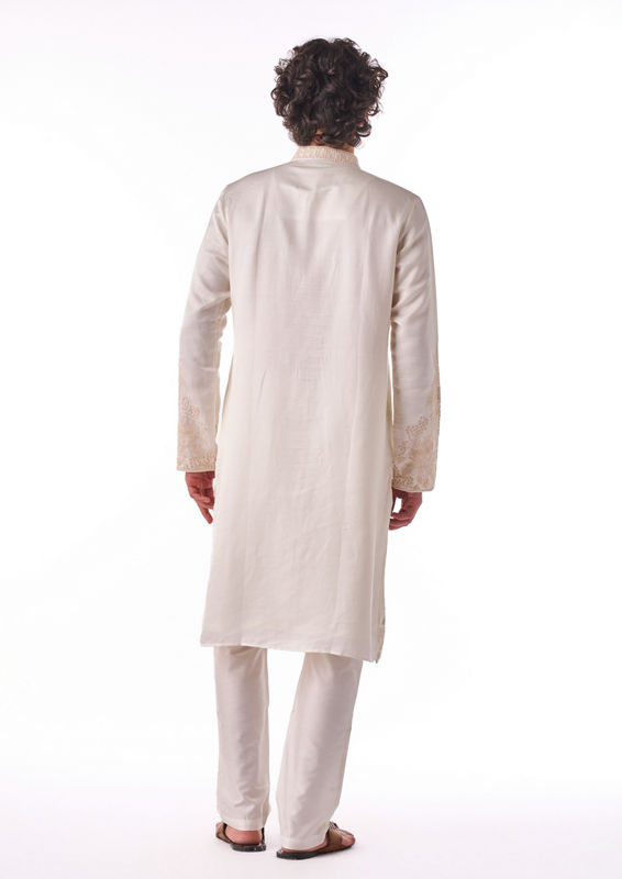 Twamev Men Ivory Thread Work Kurta