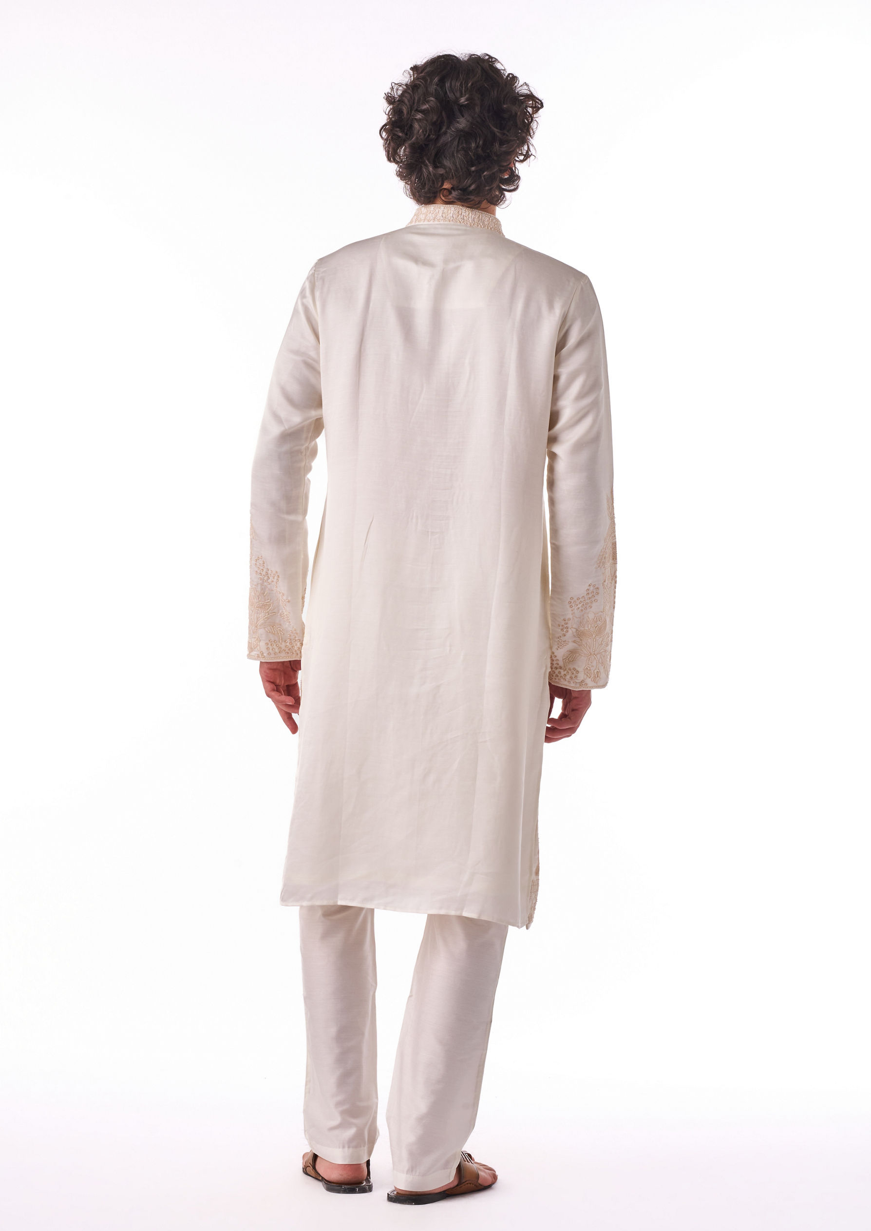 Twamev Men Ivory Thread Work Kurta