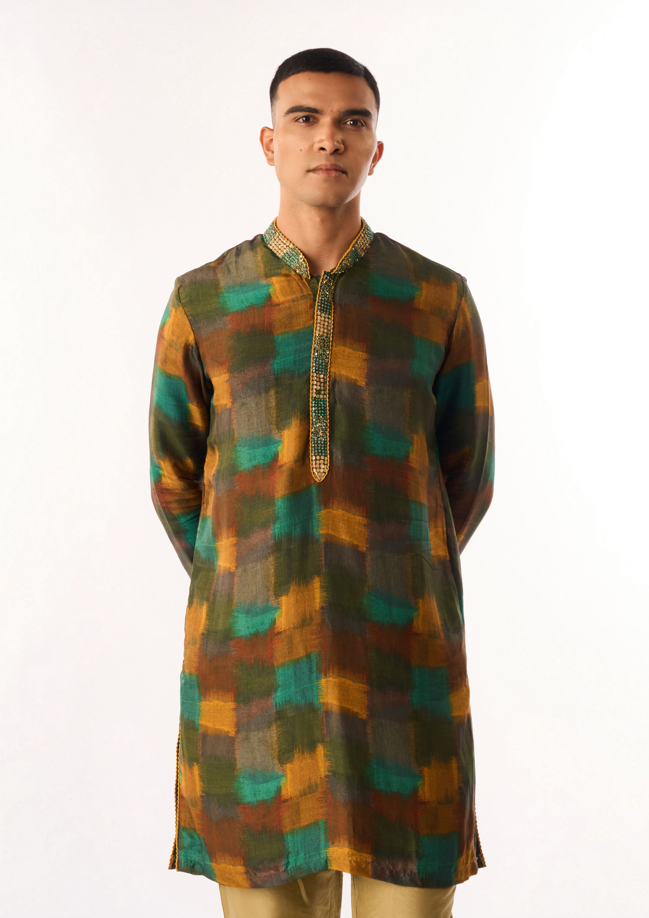 Twamev Men Olive Green Silk Kurta Set with Embroidery