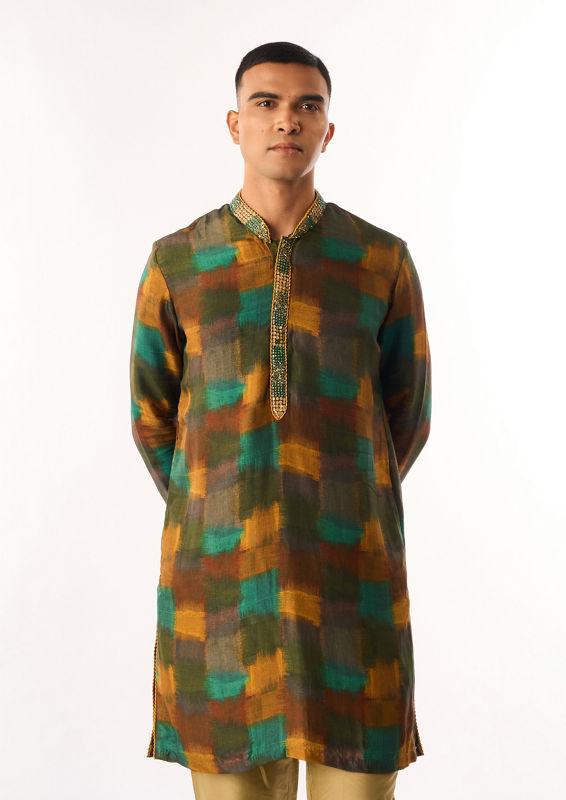 Twamev Men Olive Green Silk Kurta Set with Embroidery
