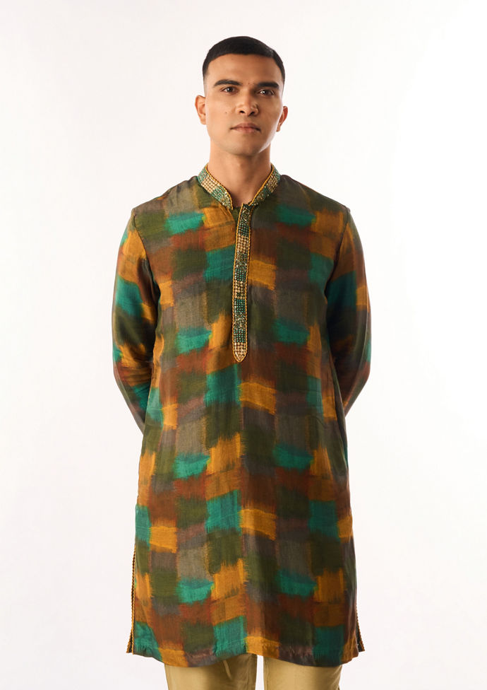 Twamev Men Olive Green Silk Kurta Set with Embroidery