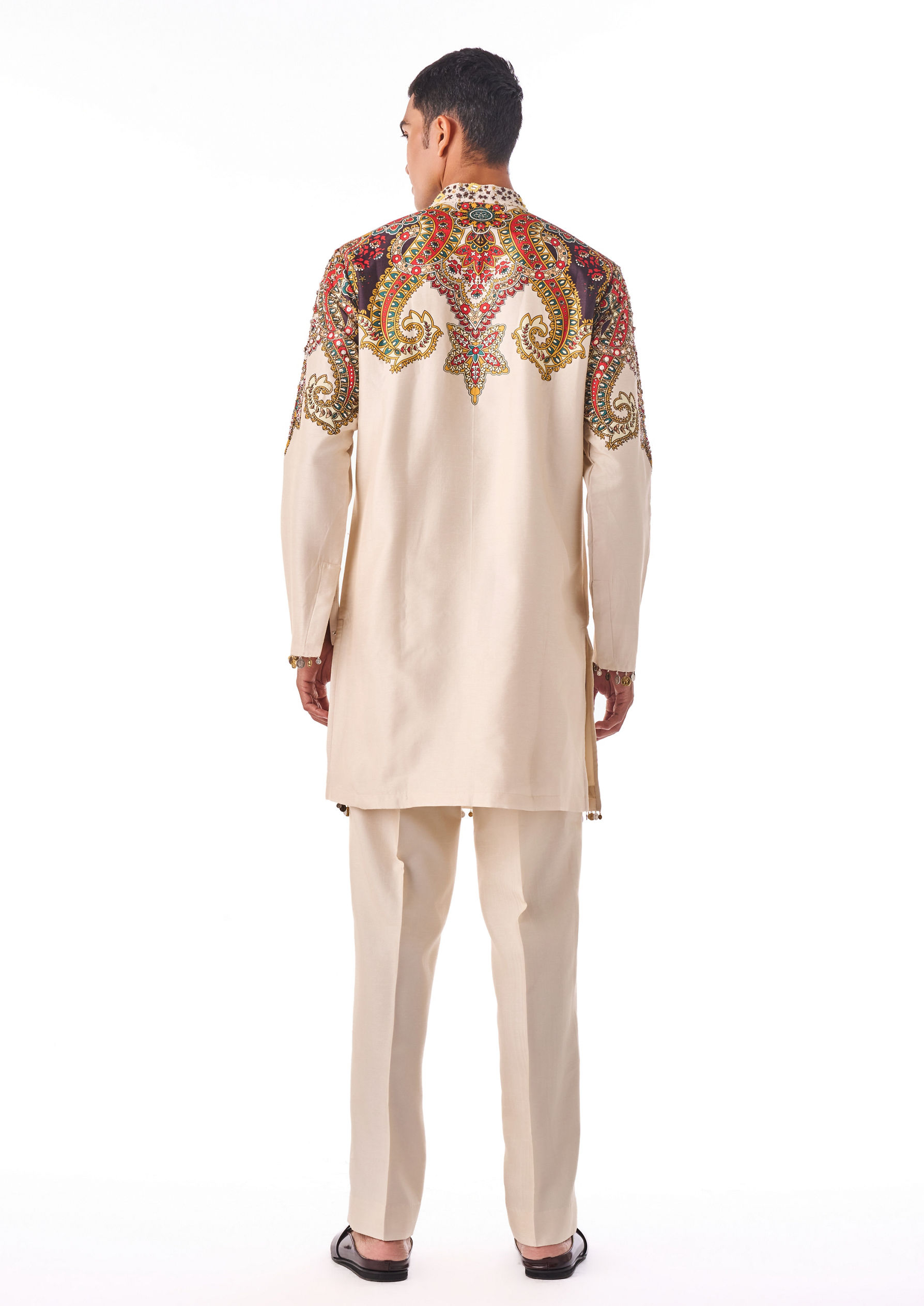 Twamev Men Ornate Paisley Printed Kurta Set