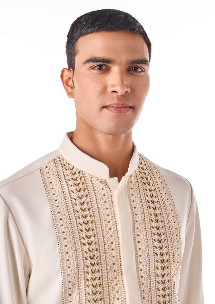 Twamev Men Ivory Textured Embroidered Kurta Set