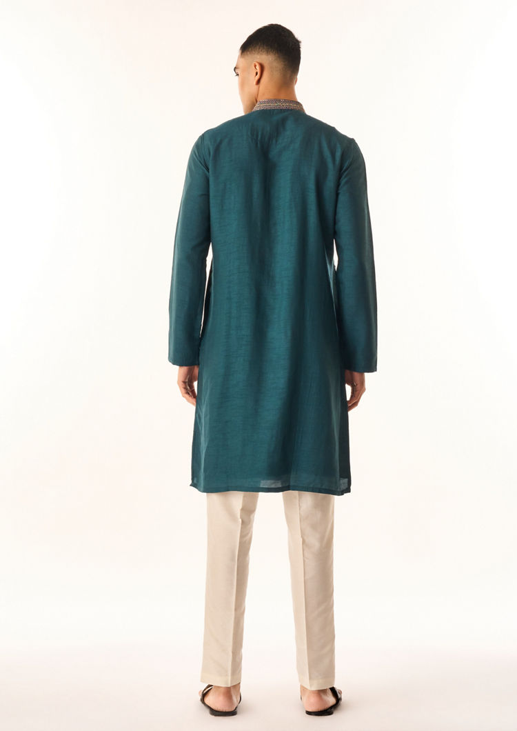Twamev Men Dark Green Silk Kurta Set with Embroidery