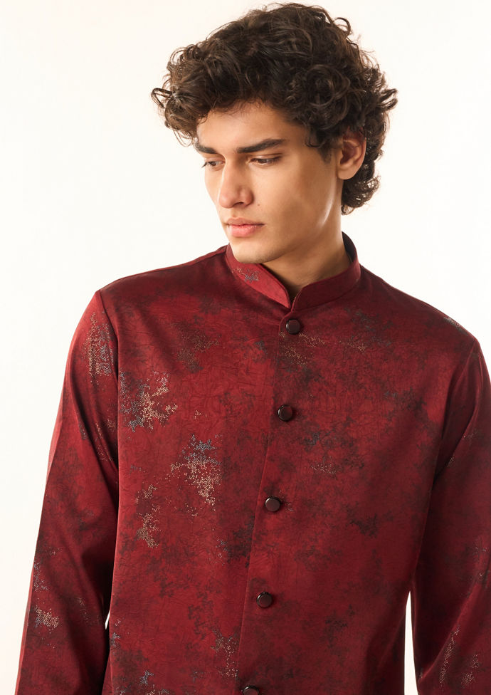 Twamev Men Maroon Satin Kurta Set with Print