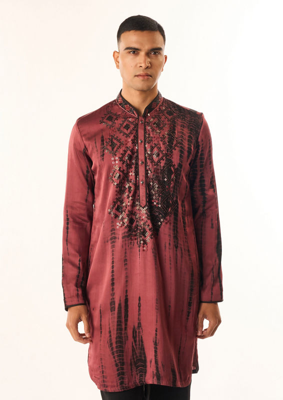 Twamev Men Maroon Satin Kurta Set with Embroidery
