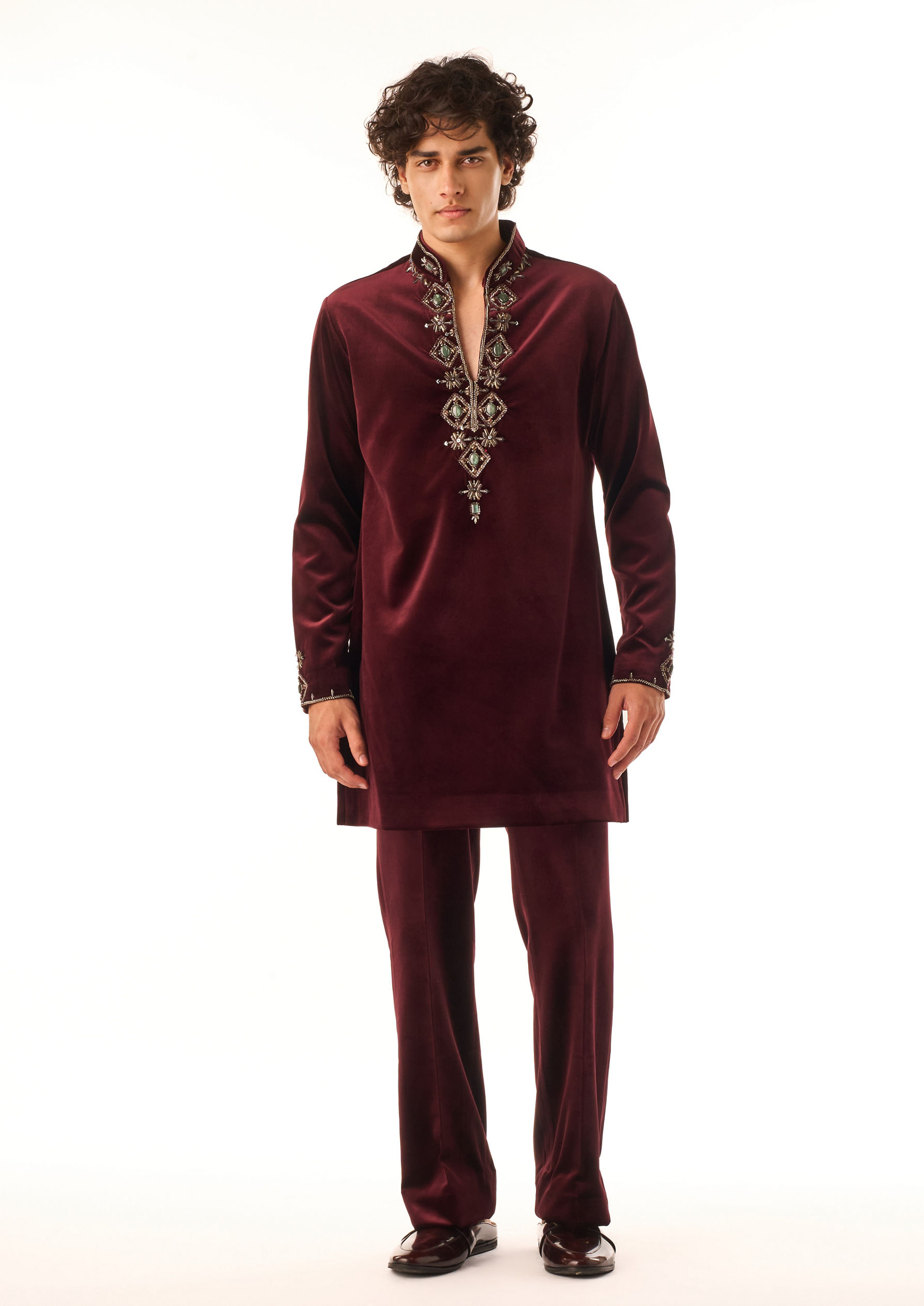 Twamev Men Maroon Zardosi Kurta Set