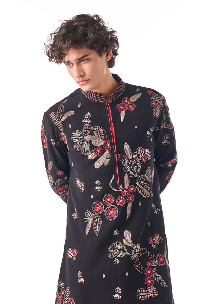 Twamev Men Black Thread Work Kurta Set