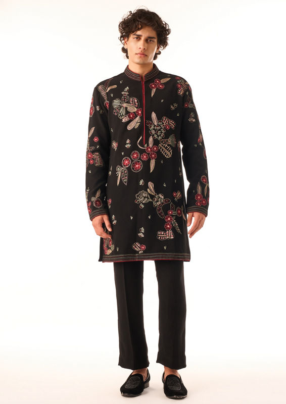 Twamev Men Black Thread Work Kurta Set