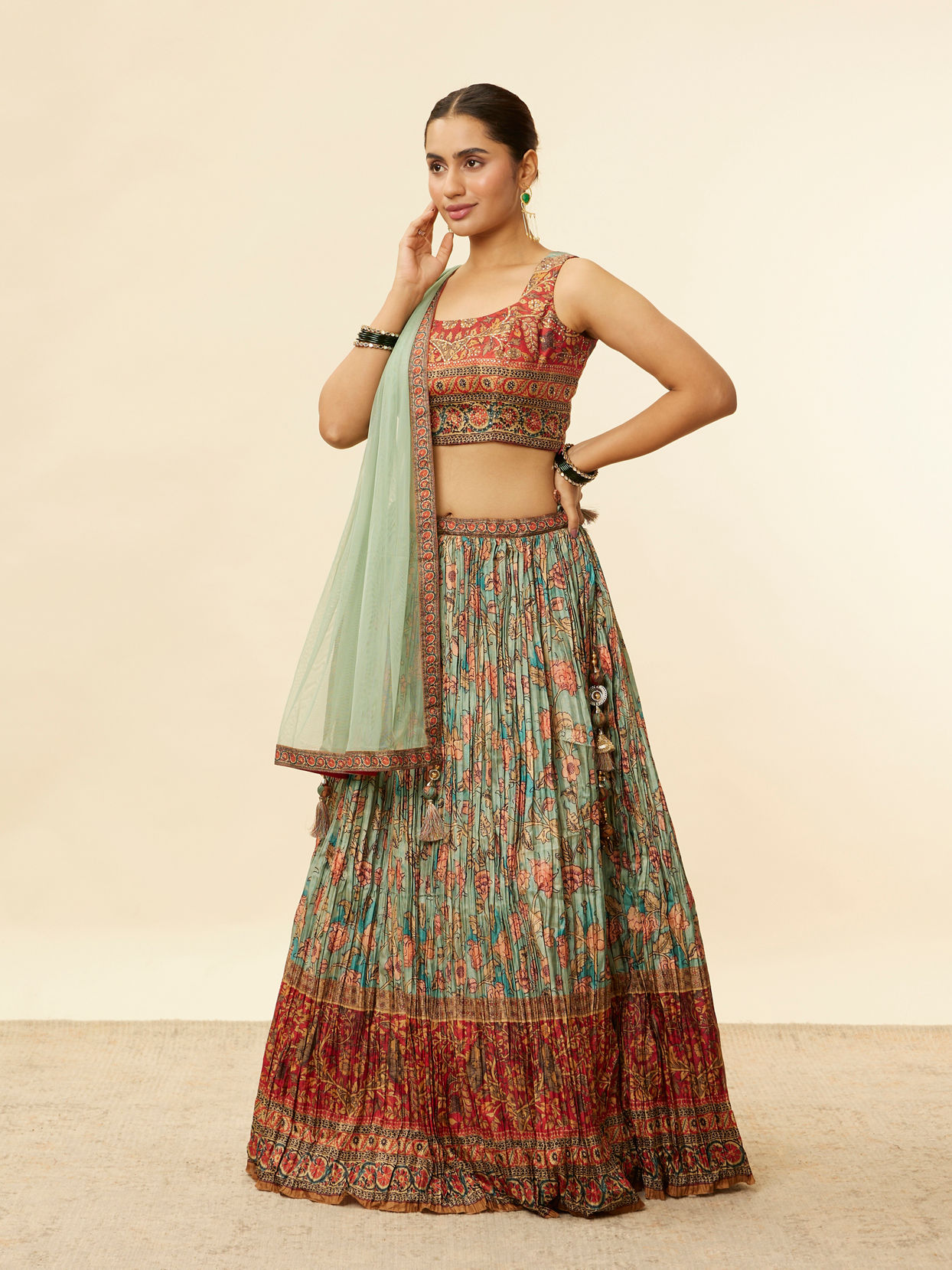 alt message - Mohey Women Sea Green and Rust Floral Printed Lehenga image number 2