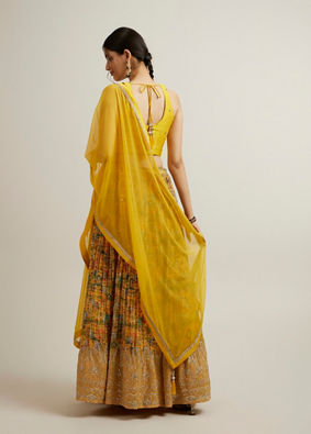 alt message - Mohey Women Mustard Georgette with Hand Embroidery and Sequins Lehenga image number 4