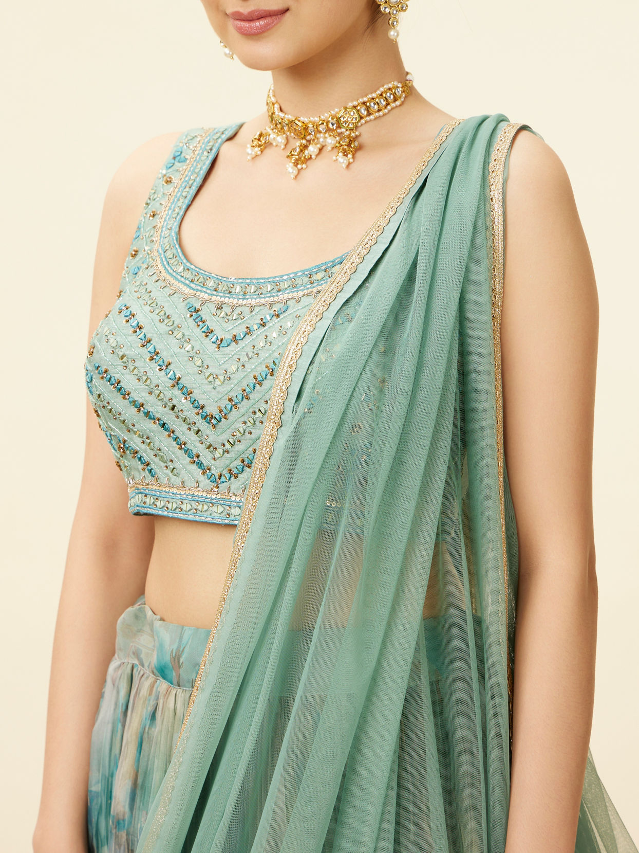 alt message - Mohey Women Sea Green Mirror Work Lehenga image number 2