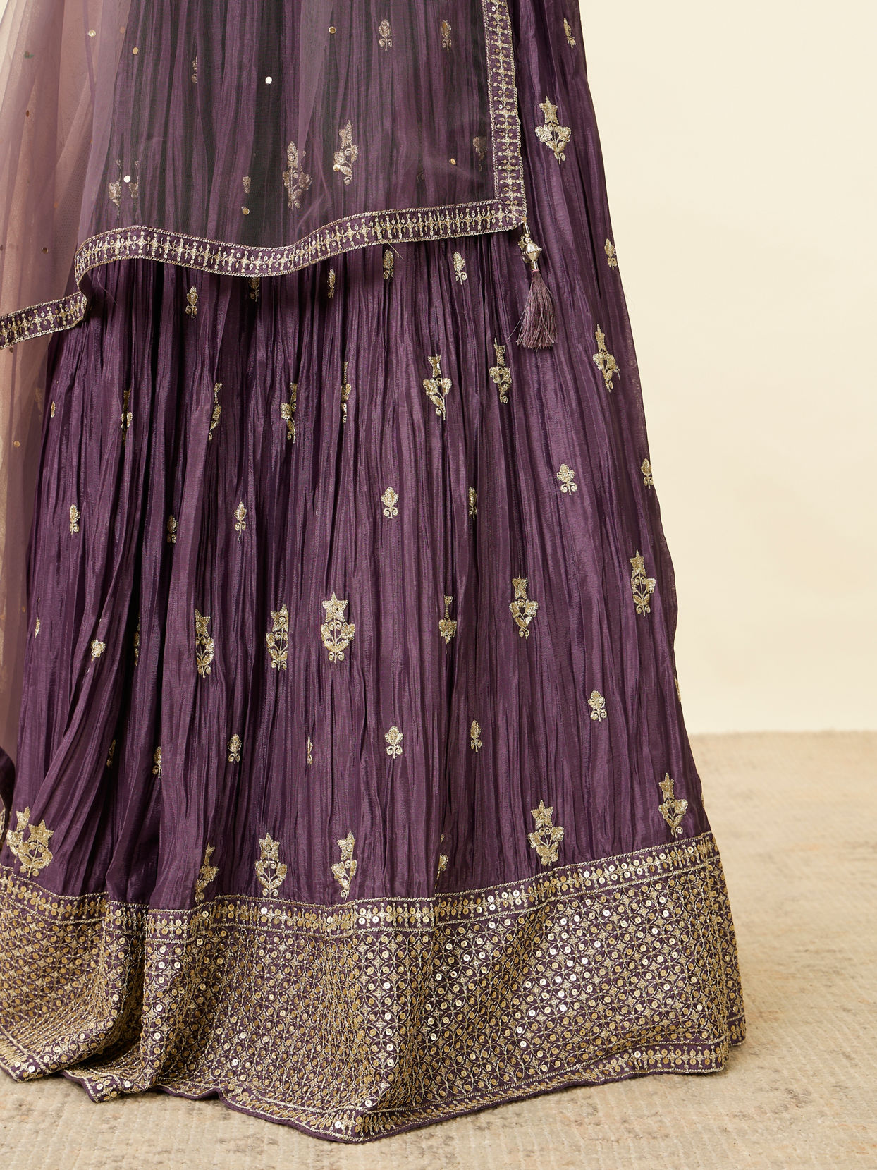 alt message - Mohey Women Dark Purple Sequin Embroidered Lehenga image number 2