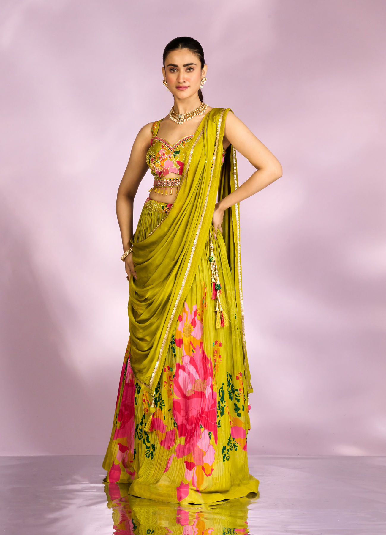 Mohey Women Gorgeous Lush Green Lehenga