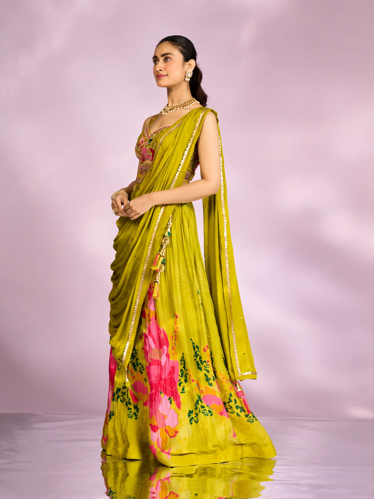 Mohey Women Gorgeous Lush Green Lehenga