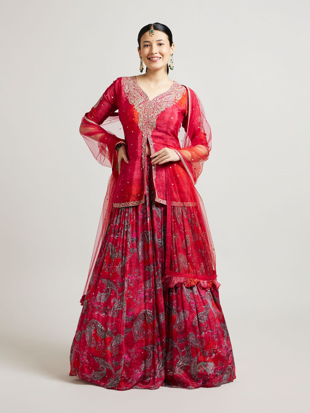 alt message - Mohey Women Scarlet Elegance Georgette Lehenga image number 0