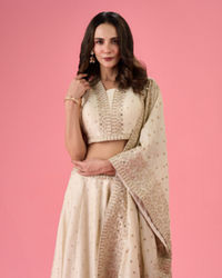 Mohey Women Cream Enchanting Lehenga