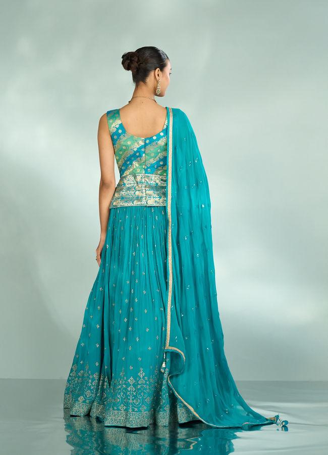 Mohey Women Elegant Rama Green Lehenga