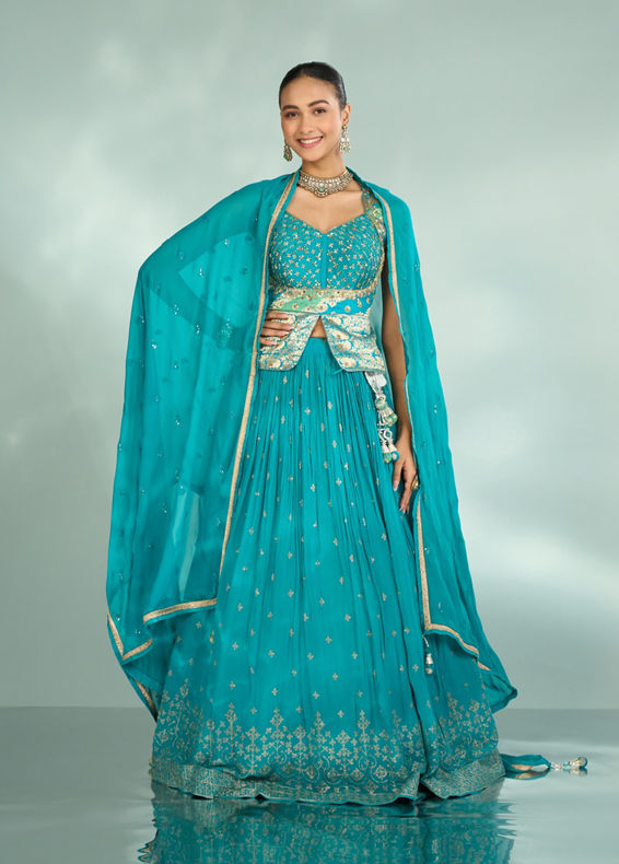 Mohey Women Elegant Rama Green Lehenga