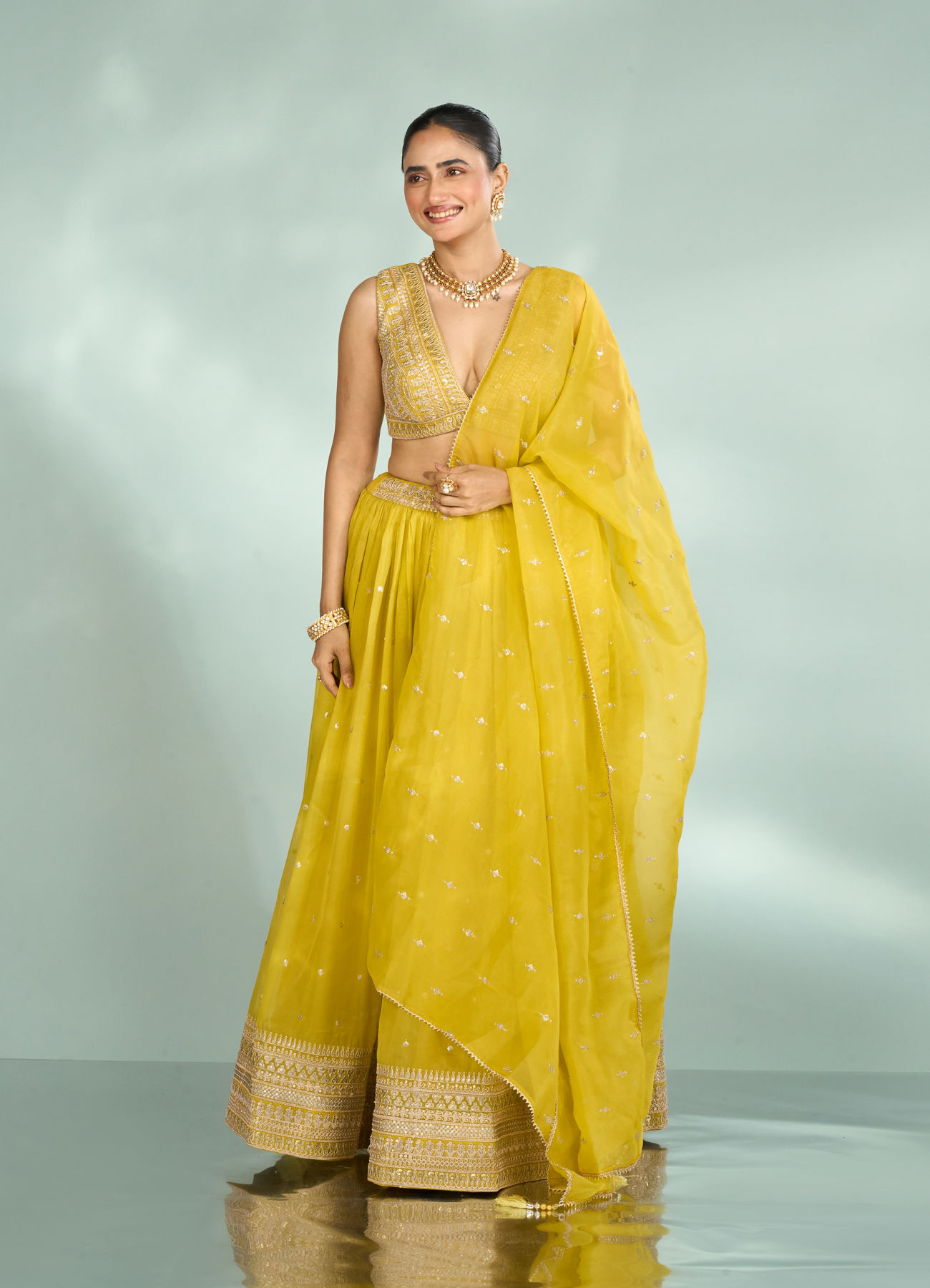 Mohey Women Emerald Organza Lehenga