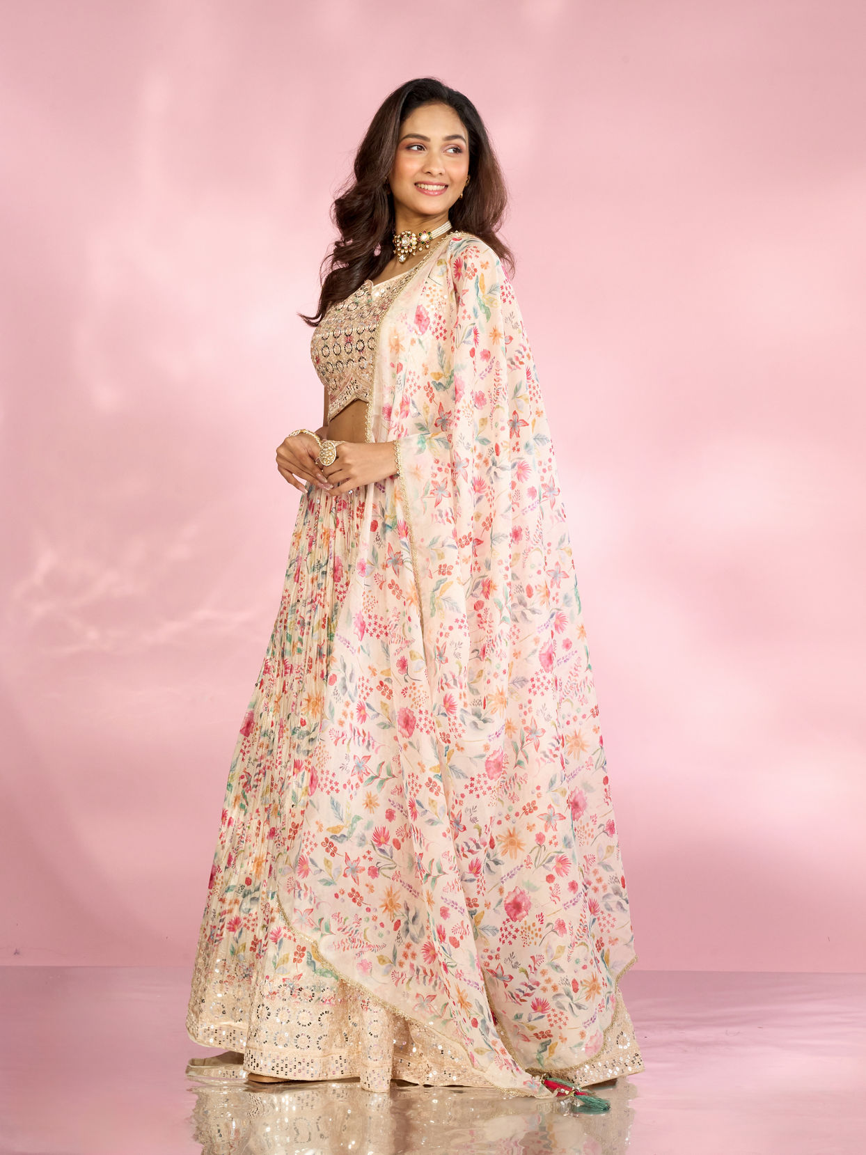 Mohey Women Regal Cream Chinon Lehenga