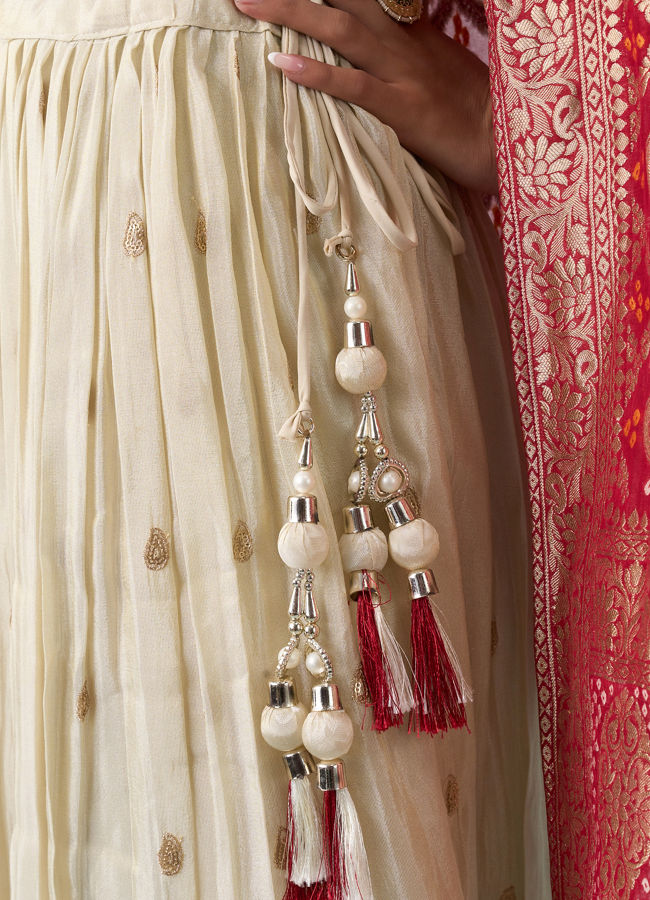 Mohey Women Cream White Buta Patterned Crop Top Lehenga