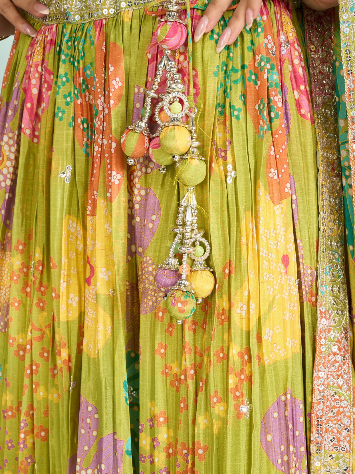 Mohey Women Emerald Elegance Lehenga