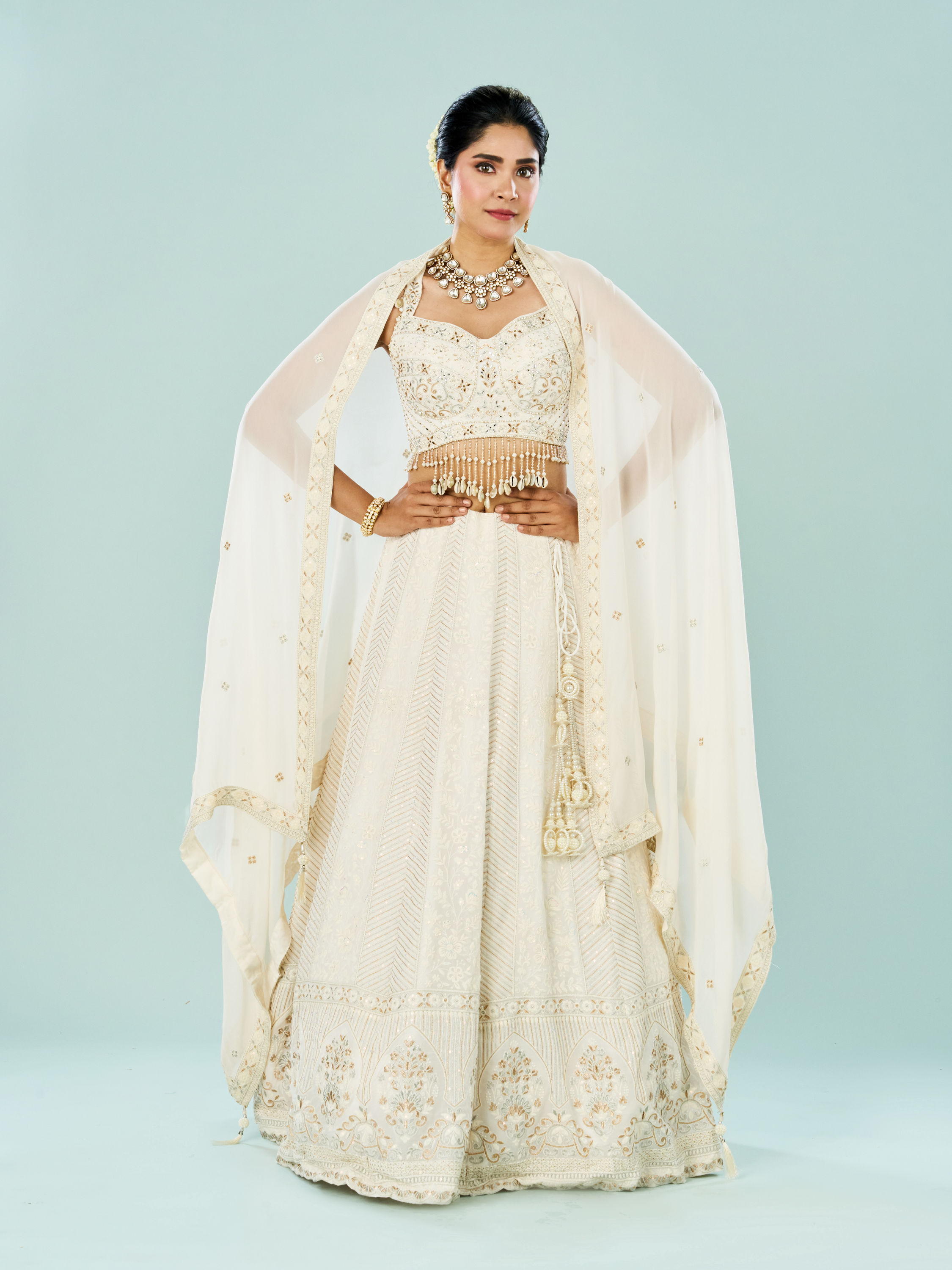 Mohey Women Elegant Cream Georgette Lehenga