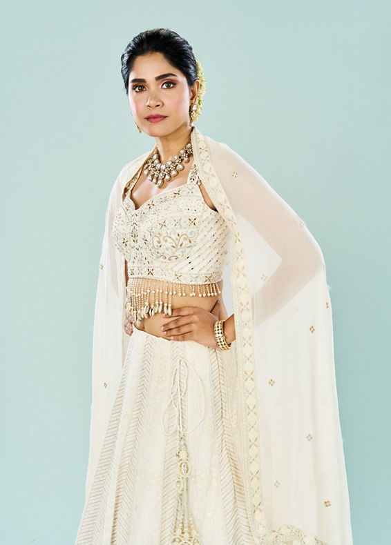 Mohey Women Elegant Cream Georgette Lehenga