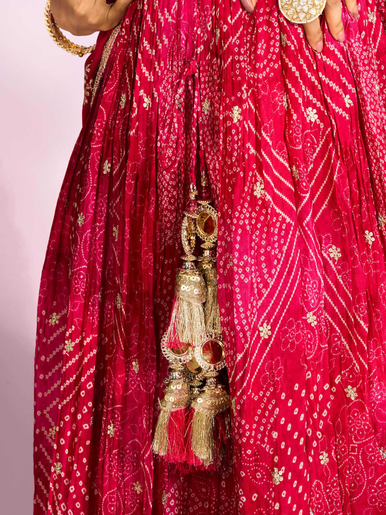 Mohey Women Pink Chinon Ensemble Lehenga