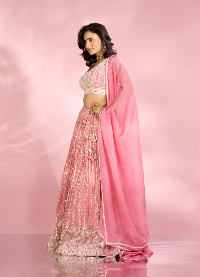 Mohey Women Pink Festive Elegance Lehenga