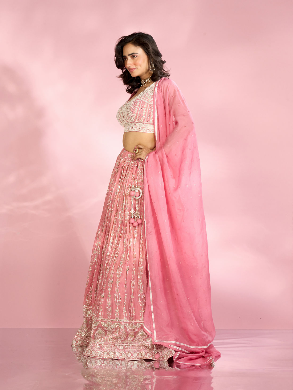 Mohey Women Pink Festive Elegance Lehenga