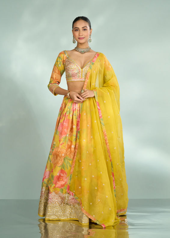 Mohey Women Emerald Splendor Lehenga